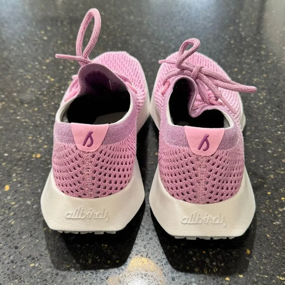 Allbirds Tree Dasher 2. Pink. Size 8.